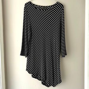 Travelers by Chico’s size 2